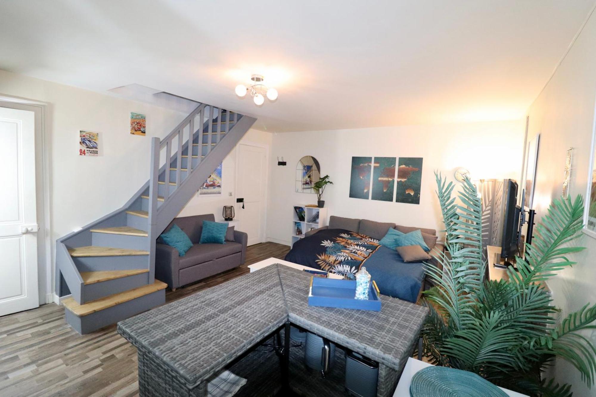 Duplex Au 2Eme Et De Notre Maison -Acces Au Jardin-Smart Tv-Streaming-Wifi Le Mans Exterior photo