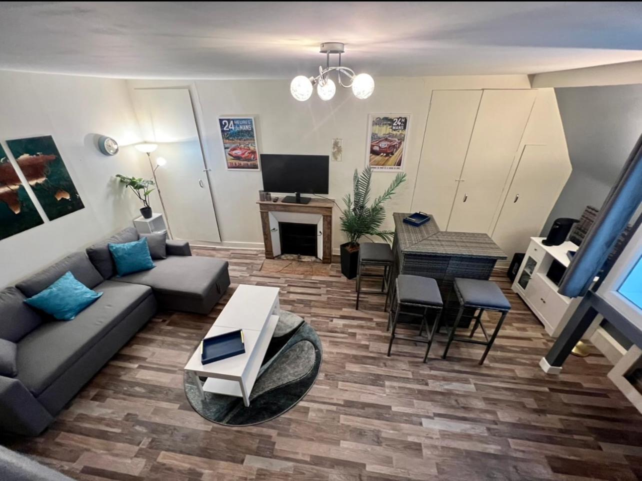 Duplex Au 2Eme Et De Notre Maison -Acces Au Jardin-Smart Tv-Streaming-Wifi Le Mans Exterior photo