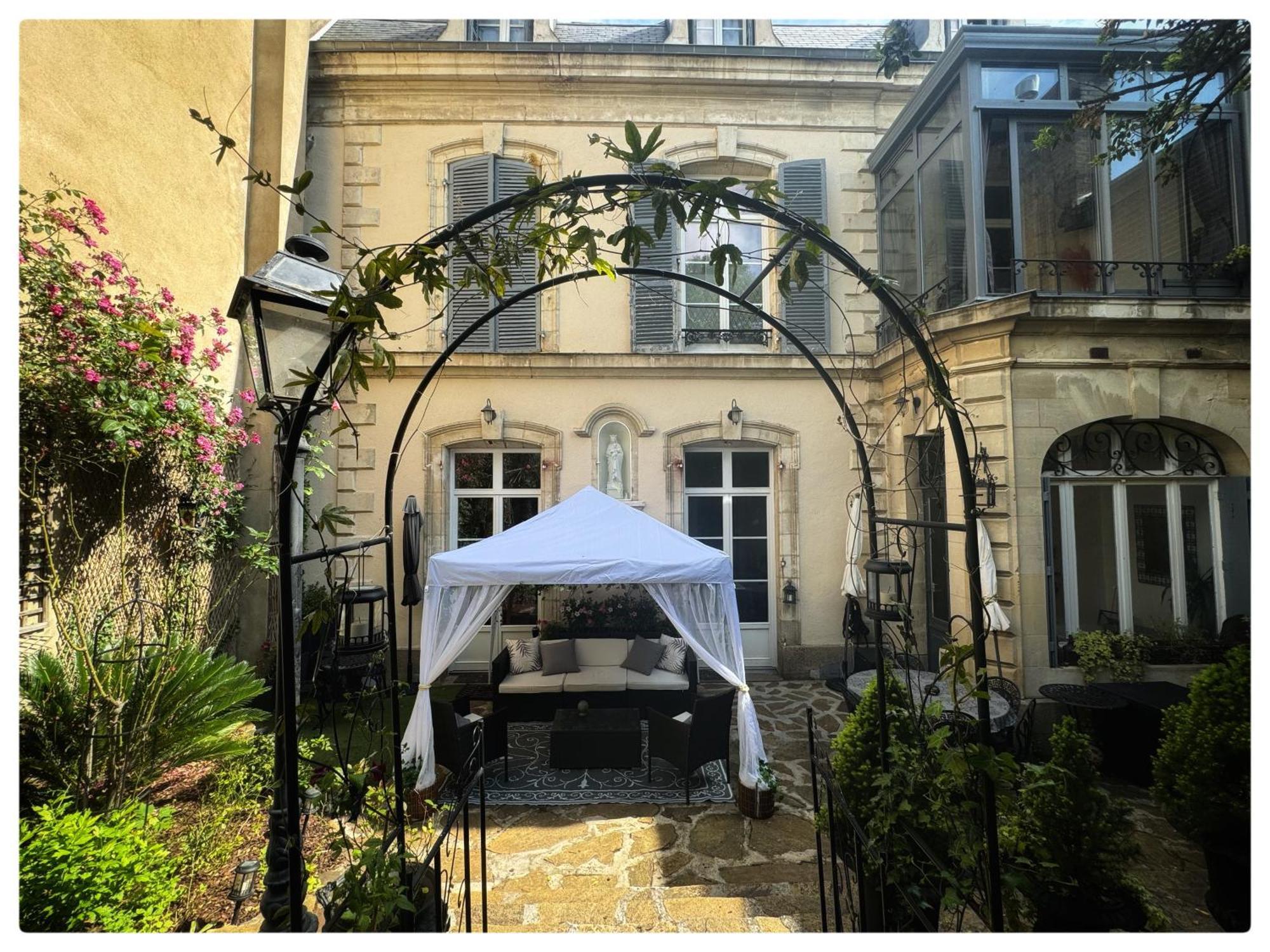 Duplex Au 2Eme Et De Notre Maison -Acces Au Jardin-Smart Tv-Streaming-Wifi Le Mans Exterior photo